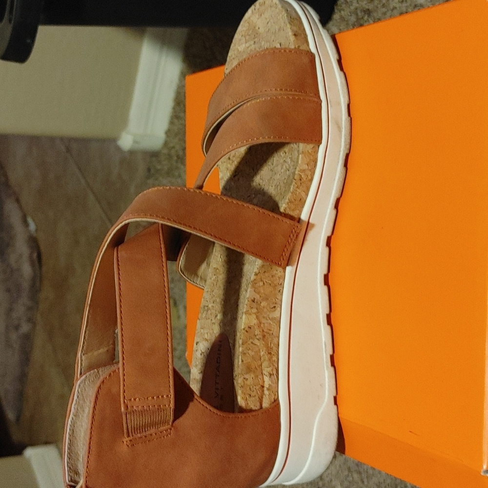 Women's sandals